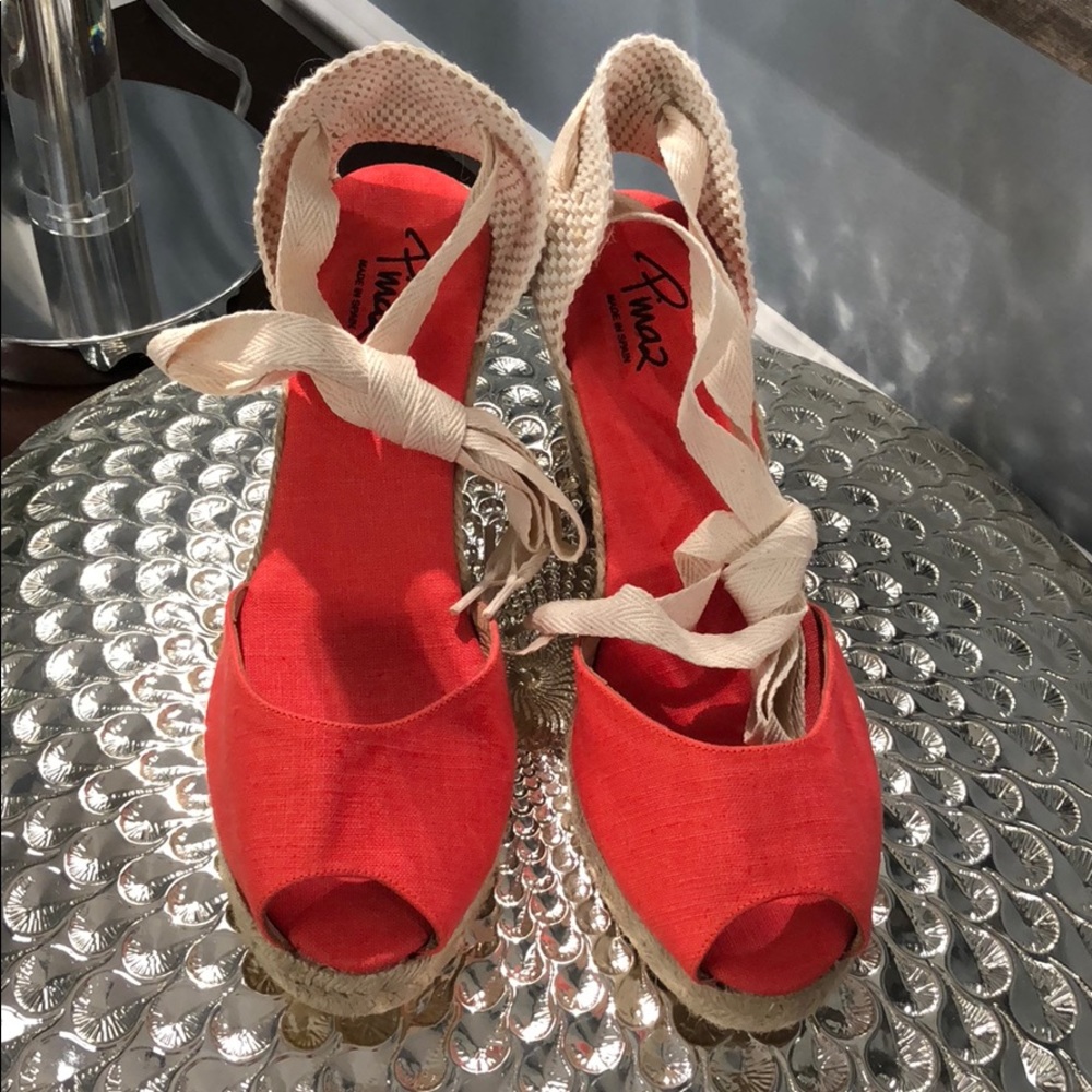 PIMAR made in Spain salmon colored espadrilles